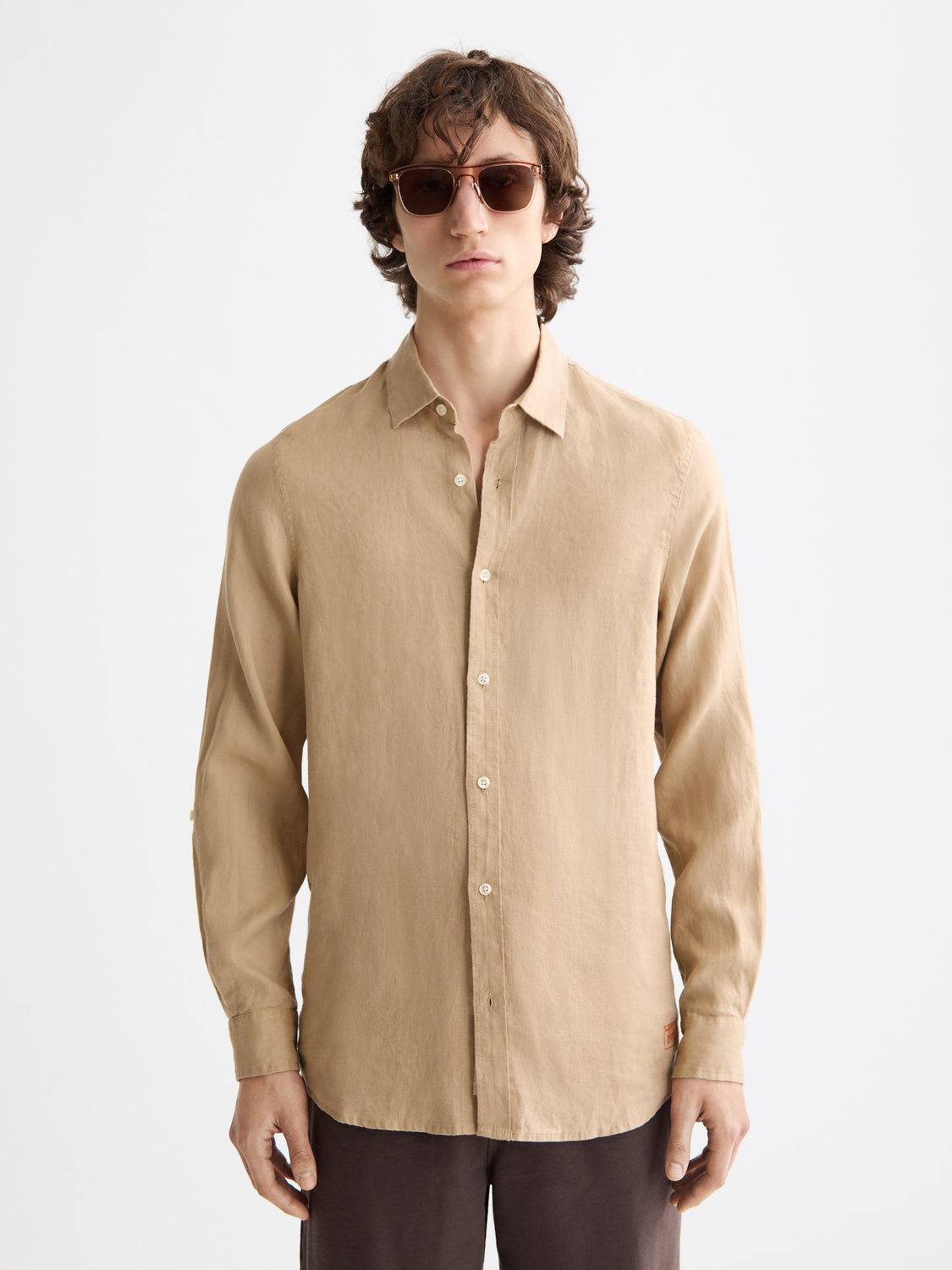 חולצת פשתן מכופתרת ארוכה לגברים